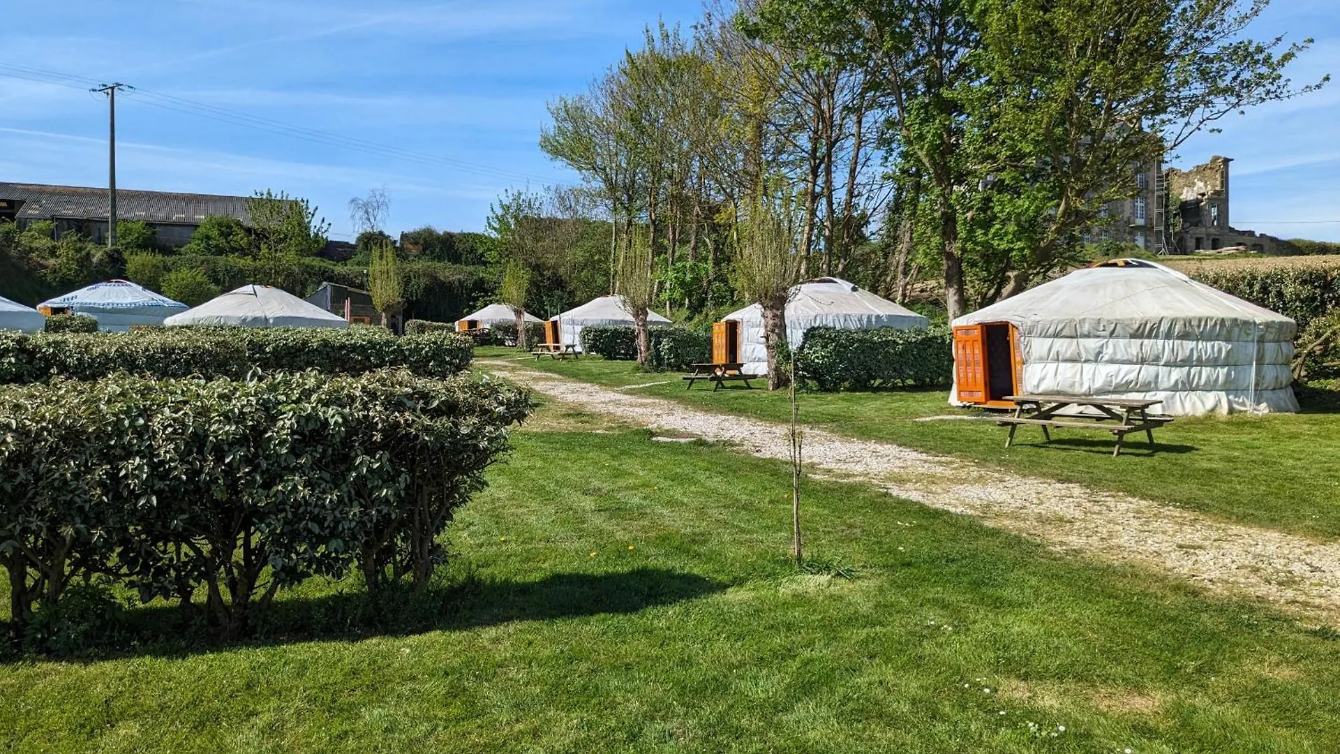 Camping Kerlaudy Mer Et Yourtes Plouenan 2*,