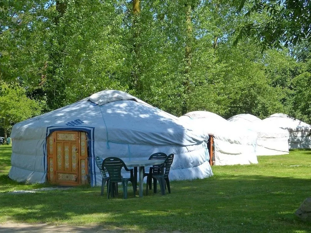 Camping Kerlaudy Mer Et Yourtes Plouenan